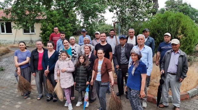 Belediyenin bakmadığı Uğur Mumcu parkına mahalle halkı sahip çıktı