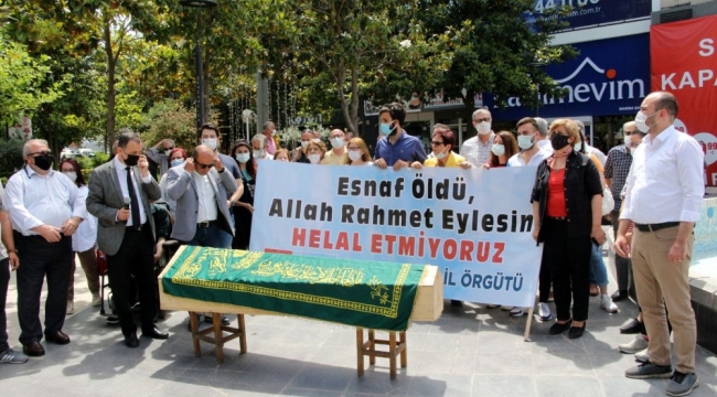 Kira,vergi,geçim sıkıntısına dayanamayıp ölen esnafın cenazesini CHP'liler taşıdı