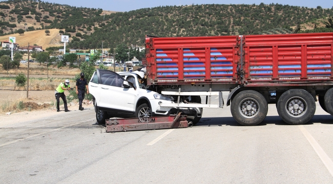 Kula'da iki ayrı kazada bir kişi öldü,iki kişi yaralandı