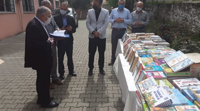 Öğrencilere dağıtılmak üzere 3 bin kitap toplandı