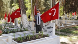 Öküzcüoğlu,bayrama şehitleri unutmadı