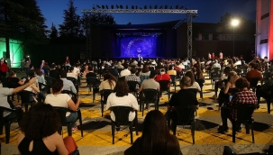  Açık hava tiyatrosu yaz oyunları başlıyor