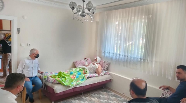Başkan Bilgin kaza geçiren vatandaşa ziyaret