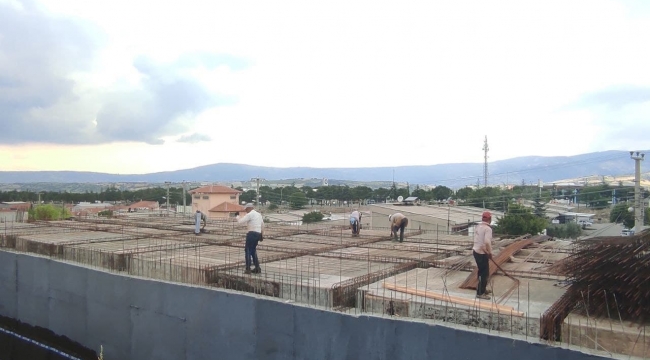 Demirci'de galericiler sitesi yükseliyor