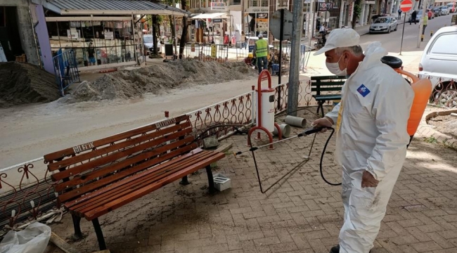 İlaçlama yapmayan büyükşehir belediyesine tepki