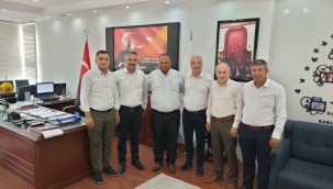 Muhtarla başkan Bilgin'i ziyaret etti