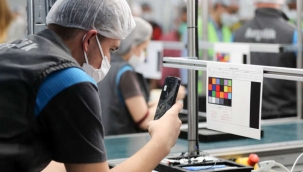 TCL,Türkiye'de ürettiği ilk akıllı telefonu TCL 20 SE'yi tanıttı.