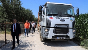 Turgutlu'da ova yolları asfaltlanıyor
