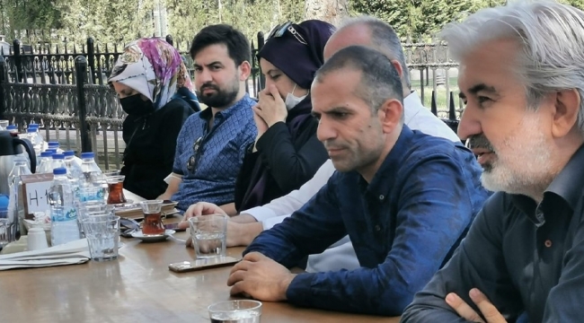 AKP'li Hızlı''Türkiye çok farklı bir siyasi atmosfere girecek''