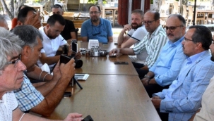 AKP'li Tüzün gazetecilerin bayramını kutladı