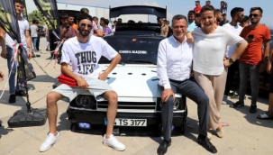 Alaşehir'liler klasik modifiye araç fuarında buluştu
