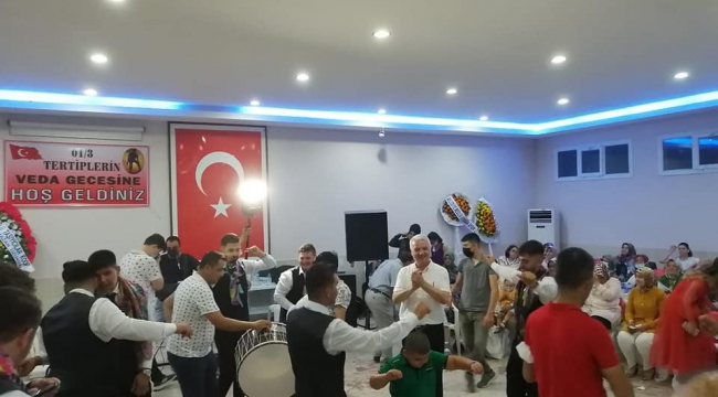 Başkan Bilgin geçleri askere uğurladı.