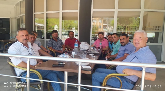 Başkan Bilgin muhtarla bayramlaştı