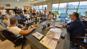 Başkan Dutlulu, Akhisarlı güreşçileri kabul etti