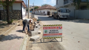 Belediye 14 mahallenin sorunlarını tek-tek çözüyor