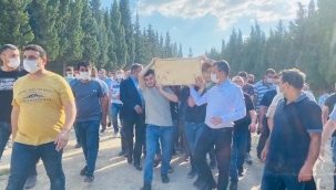 Kaza geçiren madenciler toprağa verildi