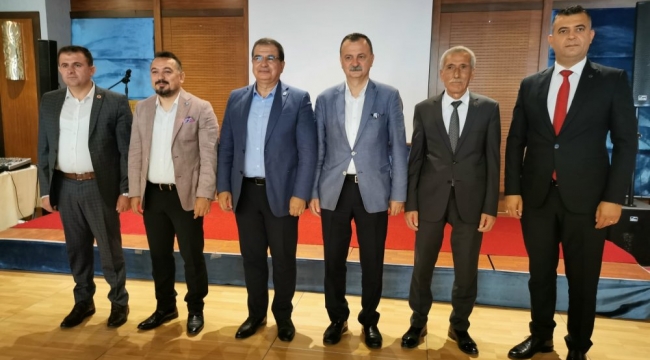 Türkiye'de bir ilk, 6 siyasi parti Manisa'da bir araya geldi