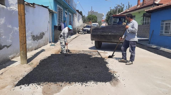 Yağış bozdu, belediye onarıyor