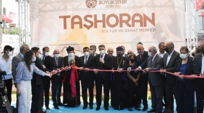  128 yıllık kilise ibadete açıldı