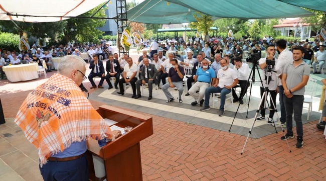 Başkan Bilgin'in önerisi ayakta alkışlandı