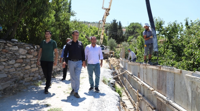 Başkan Öküzcüoğlu ,mahallerde başlatılan çalışmaları denetledi