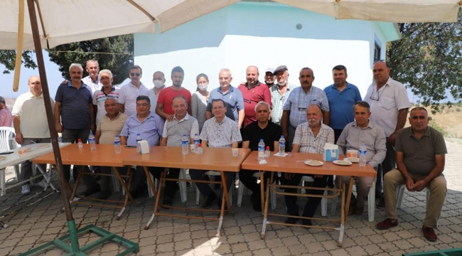 CHP'liler vatandaşla aşure hayrında buluştu