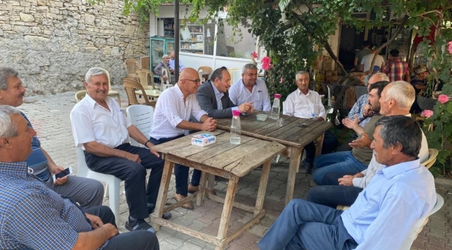 İYİ Partili Köse esnafları dolaştı