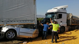 Manisa'da 5 aracın karıştığı kazada 3 kişi yaşamını yitirdi