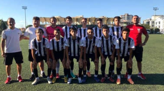 Manisaspor U-15 takımı ikinci oldu