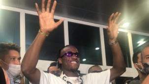  Michy Batshuay artık Beşiktaş'lı