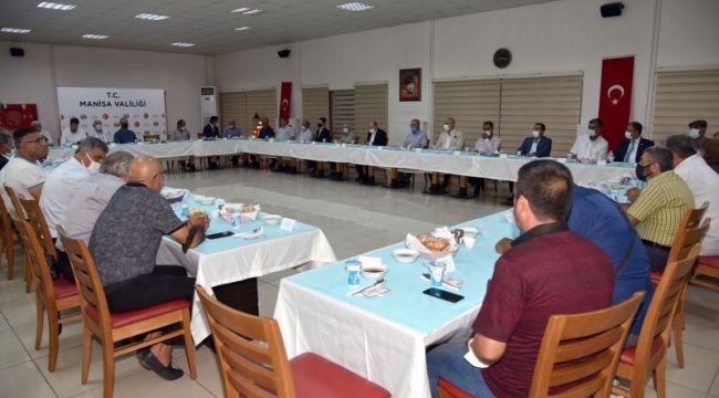 Vali Karadeniz Muharrem ayı iftarına katıldı