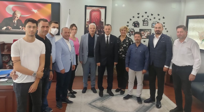 Başkan Bilgin'in, konukları CHP il yöneticileri 