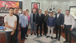 Başkan Bilgin'in, konukları CHP il yöneticileri 