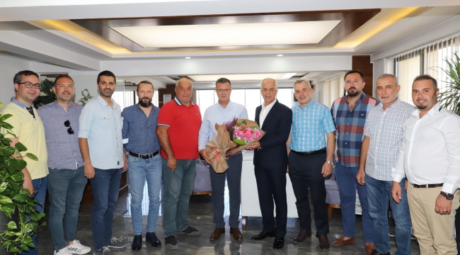 Başkan Öküzcüoğlu,belediyesporun yeni yöneticileriyle buluştu