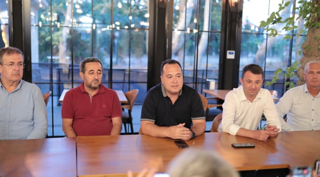 Başkan ve başkan yardımcılarından örnek davranış