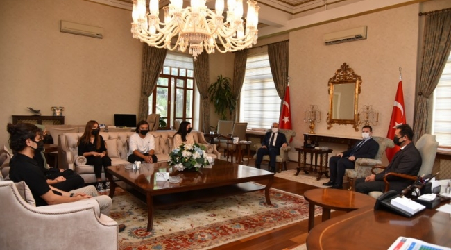 Çocuk evlerinde kalan başarılı öğrenciler ödüllendirildi