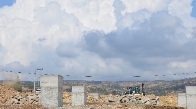 Demirci'de tarım ürünleri merkezi yapılıyor