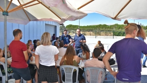 Dünya çocukları Akhisar'da