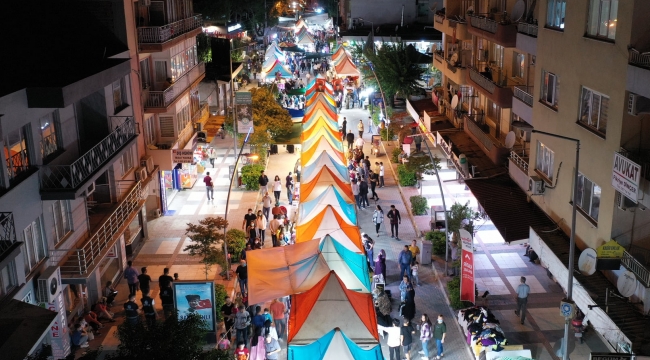 Hediyelik eşya sergilerine büyük ilgi