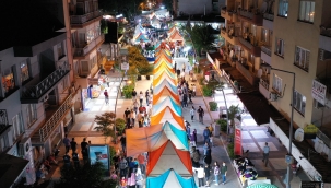 Hediyelik eşya sergilerine büyük ilgi