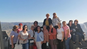 Manisa CHP il kadın kollarında yardım gezisi