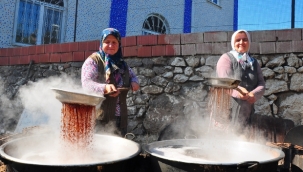 Ocaklar yakıldı şifalı pekmez kaynıyor