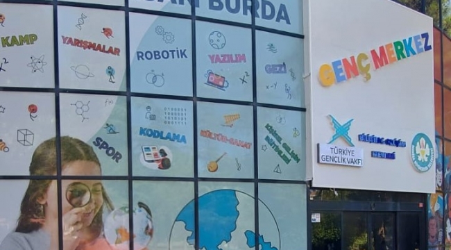 Park kafe indi,genç merkez asıldı