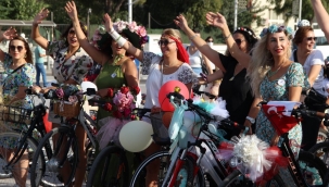 Süslü kadınlardan belediyeye çağrı 