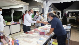 Turgutlular kitap fuarına koştu
