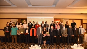 Vali Karadeiz,uluslararası engelsiz bilişim 2021 kongresi'ne katıldı