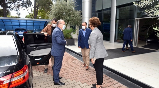 Vali Karadeniz OSB'de firmaları ziyaret etti