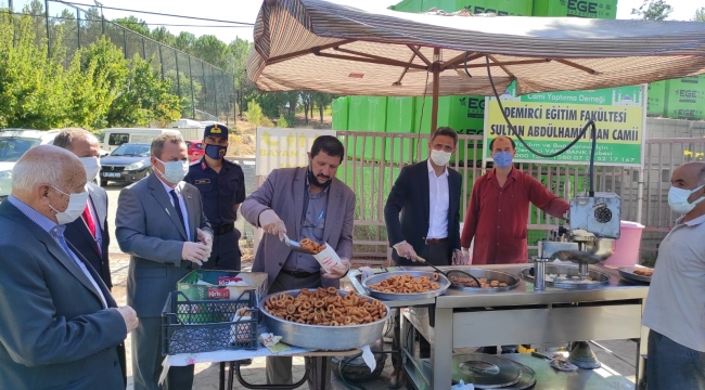 Yaşamını yitiren sağlık çalışanları unutulmadı