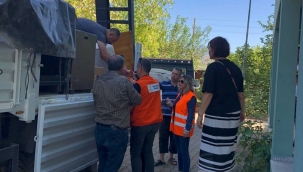 Alaşehir'de toplanan yardımlar Muğla'ya ulaştı