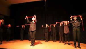 Başkan Akın,Turgutluluları'Kırmızı Kurdele" yi izlemeye çağırdı